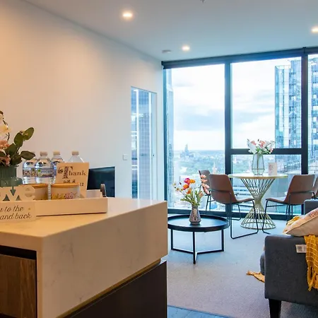 Luxury Cbd Skyline View Apartment Melbourne Exterior photo